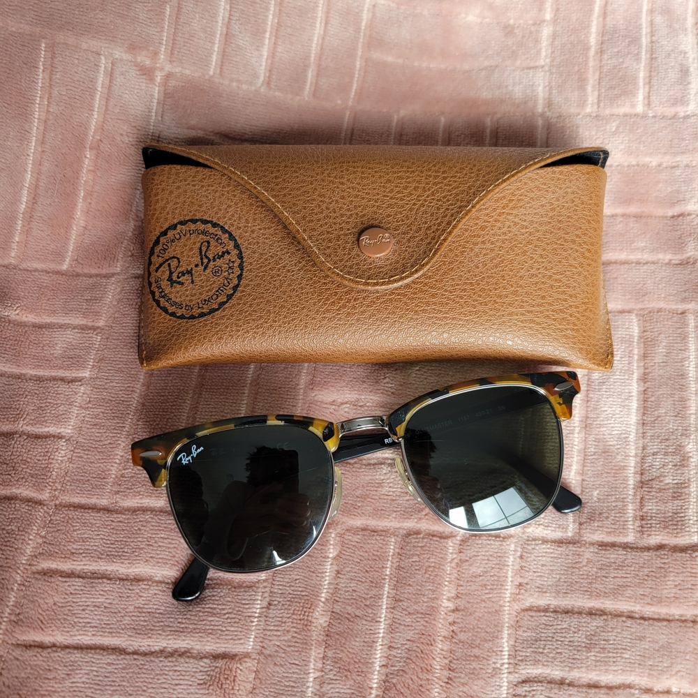 Ray-Ban Brown Sunglasses And Case
